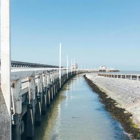 In Near Belgium Pier * ブランケンベルヘ