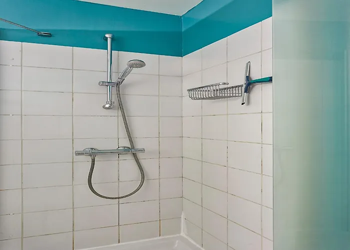 In Near Belgium Pier アパート *